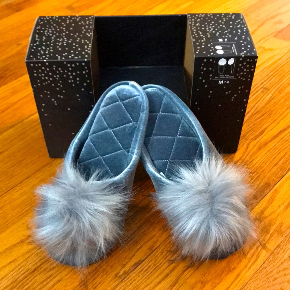 INC Size M (7-8) Grey Pom Pom Ballerina Slippers
